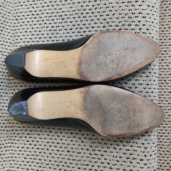 Salvatore Ferragamo Buckle Front Pump 8.5 - Picture 4 of 9